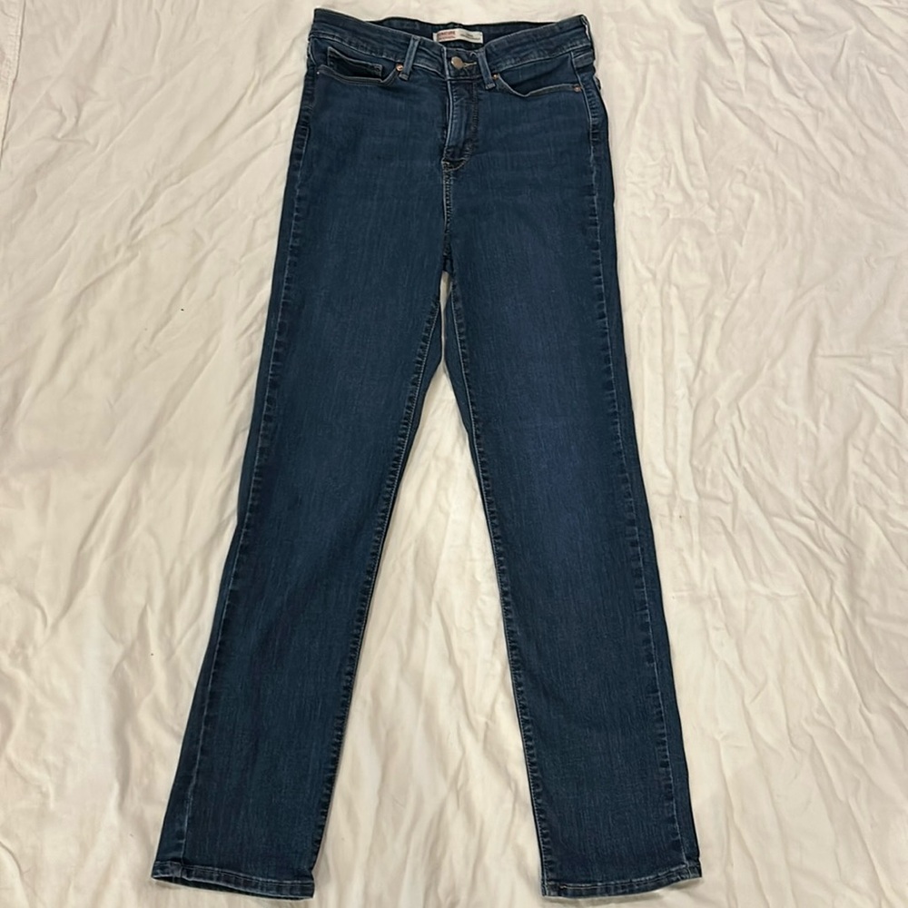 Shaping High Rise Straight Jeans